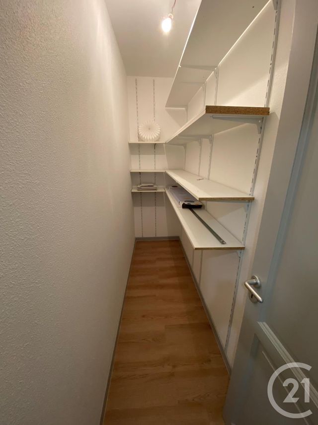 Appartement F4 &agrave; louer - 4 pi&egrave;ces - 109 m2 - Mulhouse - 68 - ALSACE