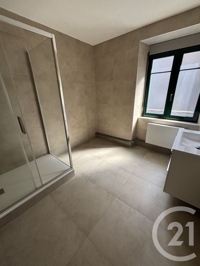 Appartement F4 &agrave; louer - 4 pi&egrave;ces - 109 m2 - Mulhouse - 68 - ALSACE