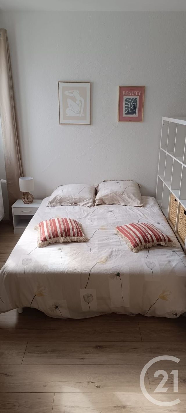 Appartement Studio &agrave; louer - 1 pi&egrave;ce - 33 m2 - Mulhouse - 68 - ALSACE
