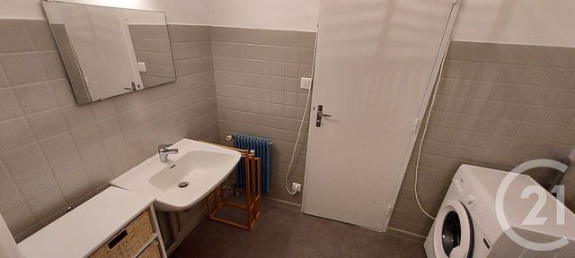 Appartement Studio &agrave; louer - 1 pi&egrave;ce - 33 m2 - Mulhouse - 68 - ALSACE