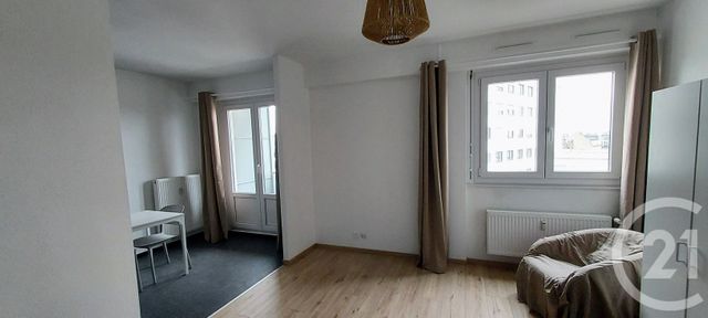Appartement Studio &agrave; louer - 1 pi&egrave;ce - 33 m2 - Mulhouse - 68 - ALSACE