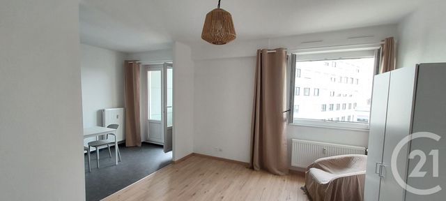 Appartement Studio &agrave; louer - 1 pi&egrave;ce - 33 m2 - Mulhouse - 68 - ALSACE