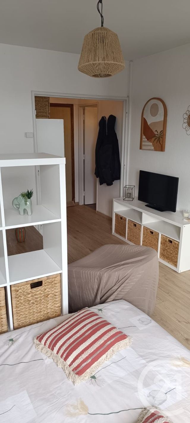 Appartement Studio &agrave; louer - 1 pi&egrave;ce - 33 m2 - Mulhouse - 68 - ALSACE