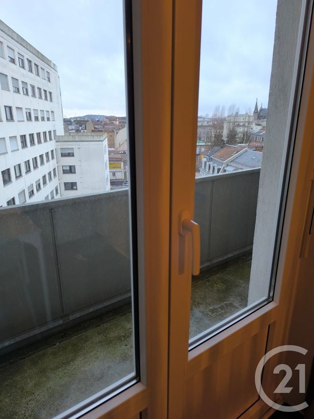 Appartement Studio &agrave; louer - 1 pi&egrave;ce - 33 m2 - Mulhouse - 68 - ALSACE