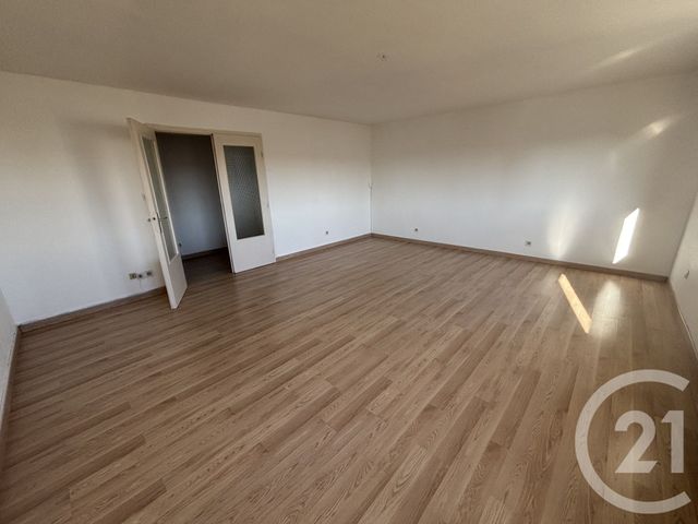 Appartement F4 &agrave; louer - 4 pi&egrave;ces - 105,95 m2 - Mulhouse - 68 - ALSACE