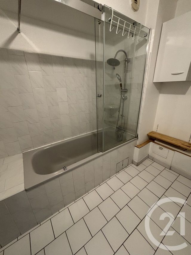 Appartement F4 &agrave; louer - 4 pi&egrave;ces - 105,95 m2 - Mulhouse - 68 - ALSACE