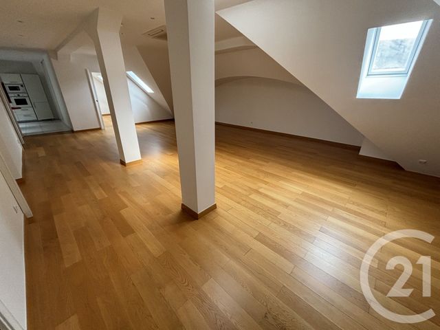 Appartement F3 &agrave; louer - 3 pi&egrave;ces - 80 m2 - Mulhouse - 68 - ALSACE