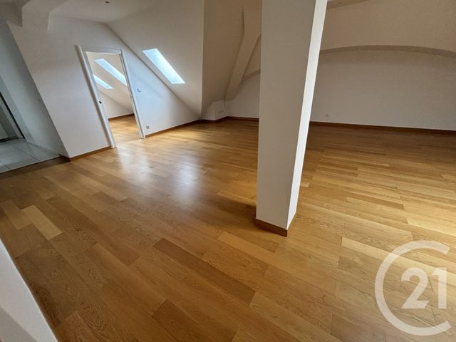 Appartement F3 &agrave; louer - 3 pi&egrave;ces - 80 m2 - Mulhouse - 68 - ALSACE