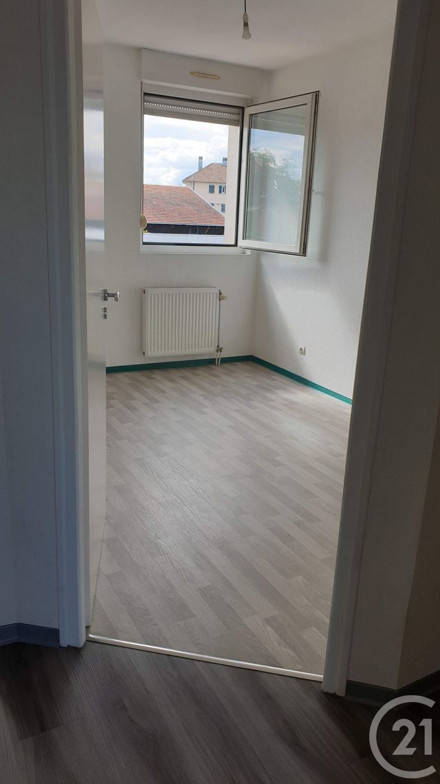 Appartement F4 &agrave; louer - 4 pi&egrave;ces - 74 m2 - Mulhouse - 68 - ALSACE