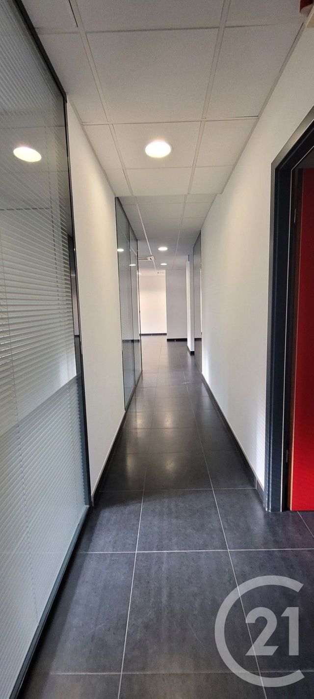 Bureaux à louer - 134.0 m2 - 68 - Haut-Rhin