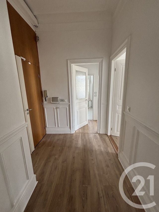Appartement F3 &agrave; louer - 3 pi&egrave;ces - 66,20 m2 - Mulhouse - 68 - ALSACE