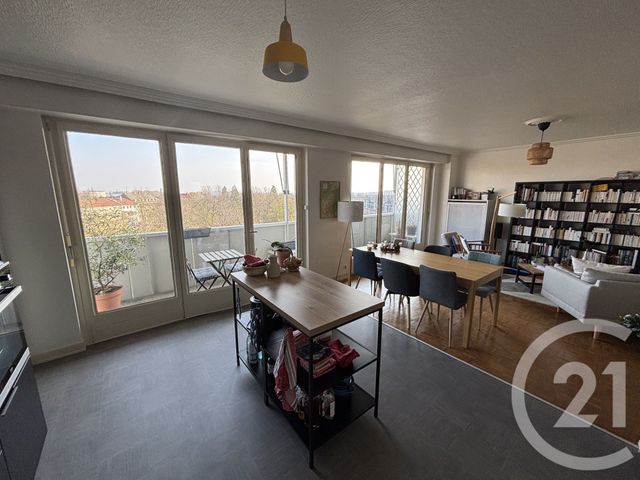 Appartement F5 &agrave; louer - 5 pi&egrave;ces - 97,47 m2 - Mulhouse - 68 - ALSACE