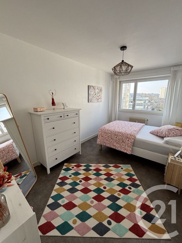 Appartement F5 &agrave; louer - 5 pi&egrave;ces - 97,47 m2 - Mulhouse - 68 - ALSACE