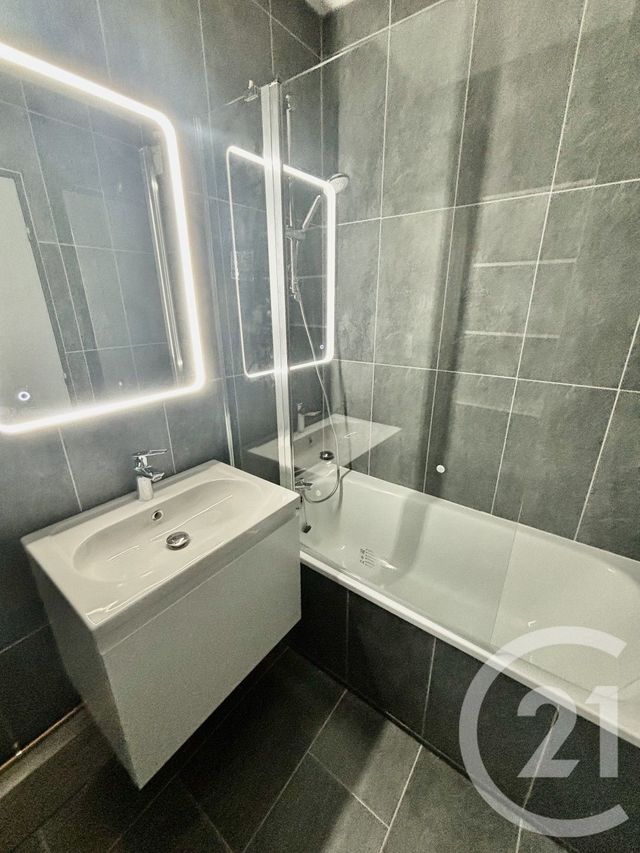 Appartement F4 &agrave; louer - 4 pi&egrave;ces - 78,78 m2 - Mulhouse - 68 - ALSACE