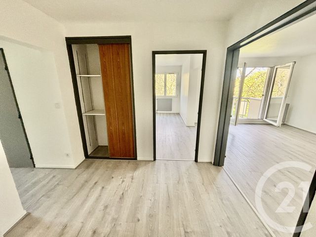 Appartement F4 &agrave; louer - 4 pi&egrave;ces - 78,78 m2 - Mulhouse - 68 - ALSACE