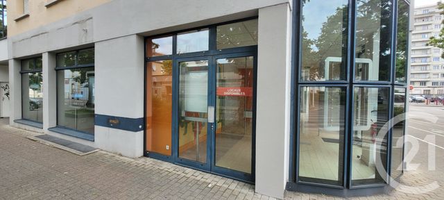 Local commercial à louer - 180.0 m2 - 68 - Haut-Rhin