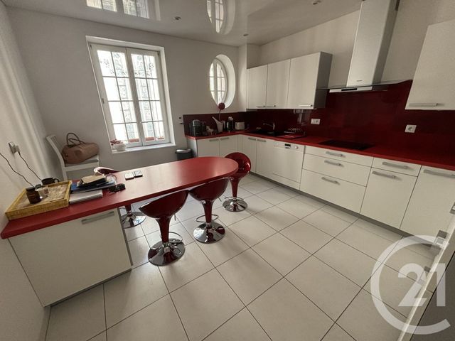 Appartement F5 &agrave; louer - 5 pi&egrave;ces - 135 m2 - Mulhouse - 68 - ALSACE