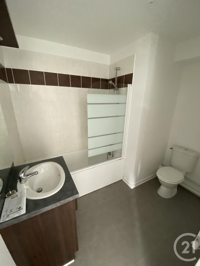 Appartement F3 &agrave; louer - 3 pi&egrave;ces - 47,80 m2 - Mulhouse - 68 - ALSACE