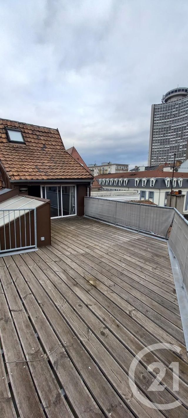 Appartement Triplex &agrave; louer - 3 pi&egrave;ces - 83,78 m2 - Mulhouse - 68 - ALSACE