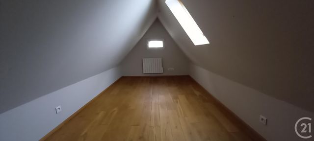 Appartement Triplex &agrave; louer - 3 pi&egrave;ces - 83,78 m2 - Mulhouse - 68 - ALSACE
