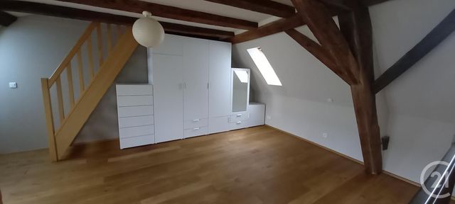 Appartement Triplex &agrave; louer - 3 pi&egrave;ces - 83,78 m2 - Mulhouse - 68 - ALSACE