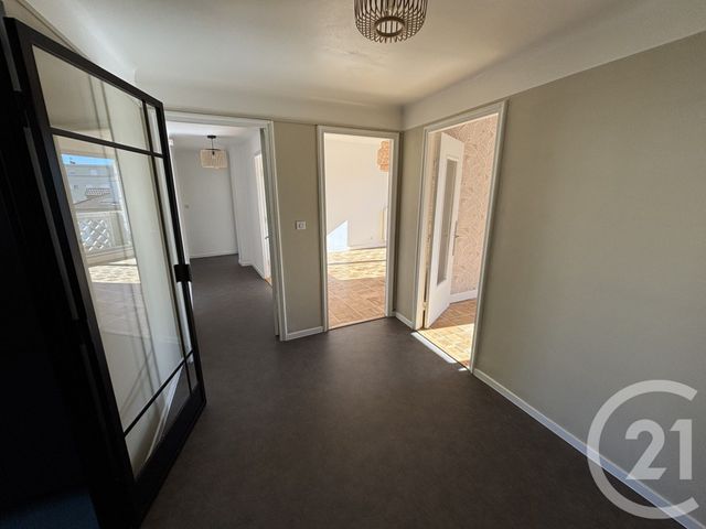 Appartement F4 &agrave; louer - 4 pi&egrave;ces - 95 m2 - Mulhouse - 68 - ALSACE