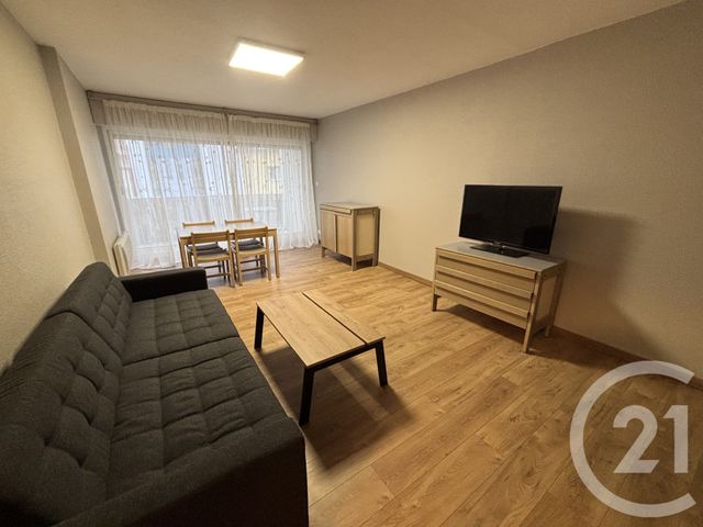 Appartement F2 &agrave; louer - 2 pi&egrave;ces - 58 m2 - Mulhouse - 68 - ALSACE