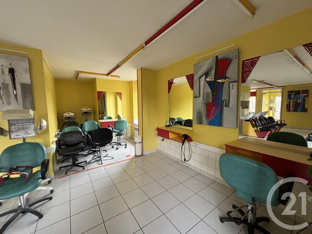 Maison à vendre - 5 pièces - 216,90 m2 - Domfront En Poiraie - 61 - BASSE-NORMANDIE