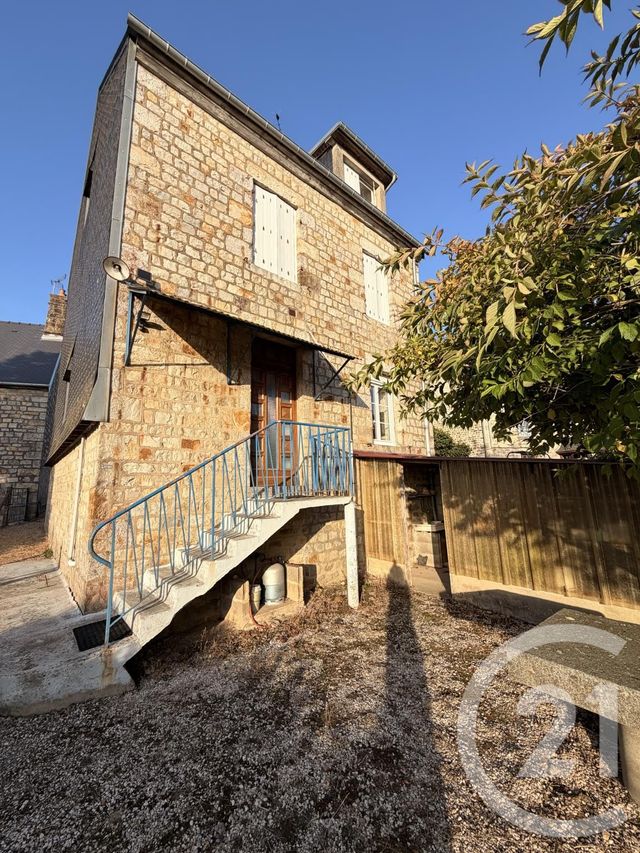 Maison à vendre - 4 pièces - 74,08 m2 - Domfront En Poiraie - 61 - BASSE-NORMANDIE