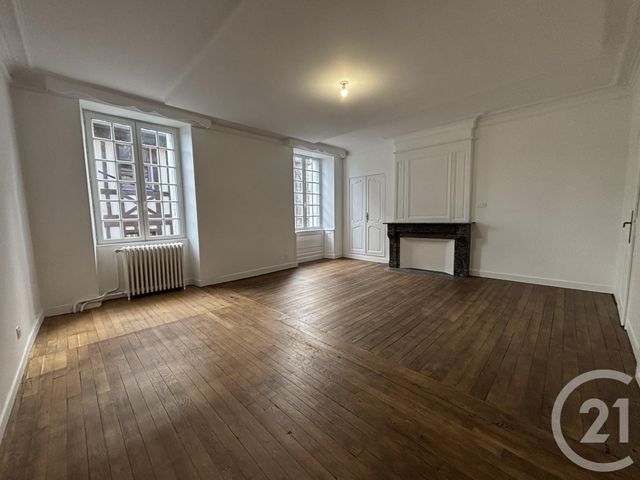 Maison &agrave; vendre - 7 pi&egrave;ces - 222 m2 - Domfront En Poiraie - 61 - BASSE-NORMANDIE