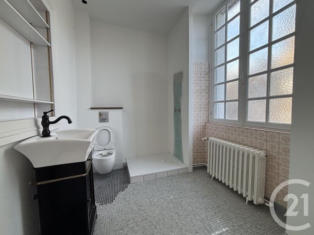 Maison &agrave; vendre - 7 pi&egrave;ces - 222 m2 - Domfront En Poiraie - 61 - BASSE-NORMANDIE