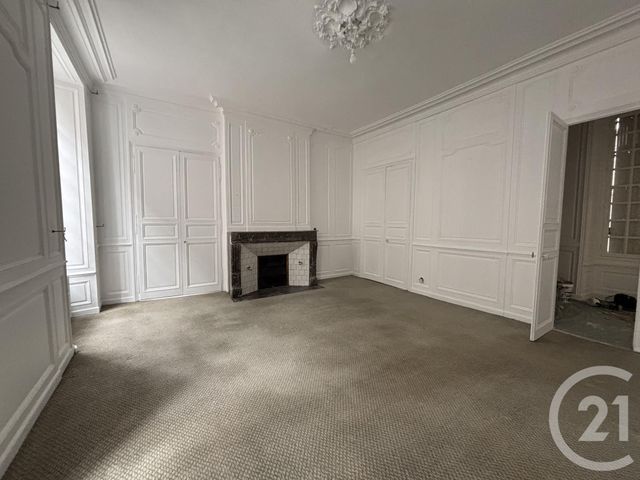 Maison à vendre - 7 pièces - 222 m2 - Domfront En Poiraie - 61 - BASSE-NORMANDIE