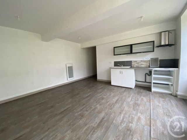 Appartement F2 &agrave; louer - 2 pi&egrave;ces - 40,05 m2 - Domfront En Poiraie - 61 - BASSE-NORMANDIE