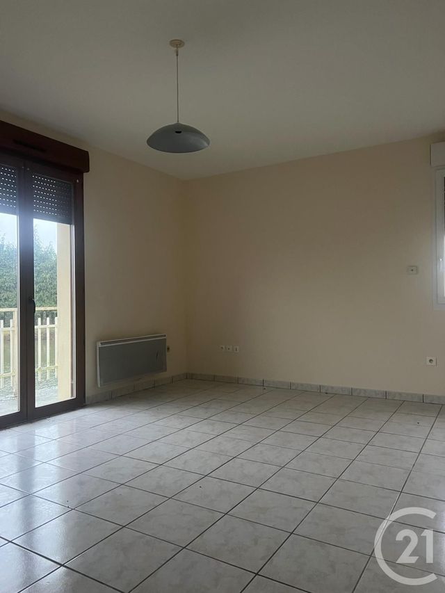 Appartement F2 &agrave; louer - 2 pi&egrave;ces - 37 m2 - Domfront En Poiraie - 61 - BASSE-NORMANDIE