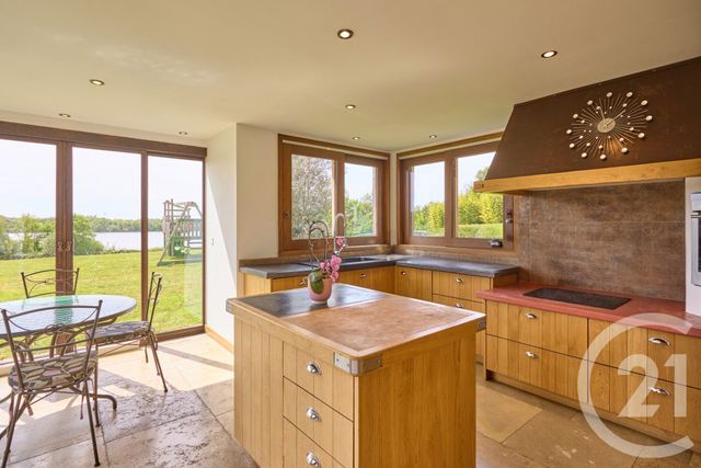 Maison &agrave; vendre - 12 pi&egrave;ces - 381 m2 - Versailleux - 01 - RHONE-ALPES