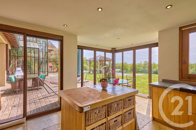 Maison &agrave; vendre - 12 pi&egrave;ces - 381 m2 - Versailleux - 01 - RHONE-ALPES