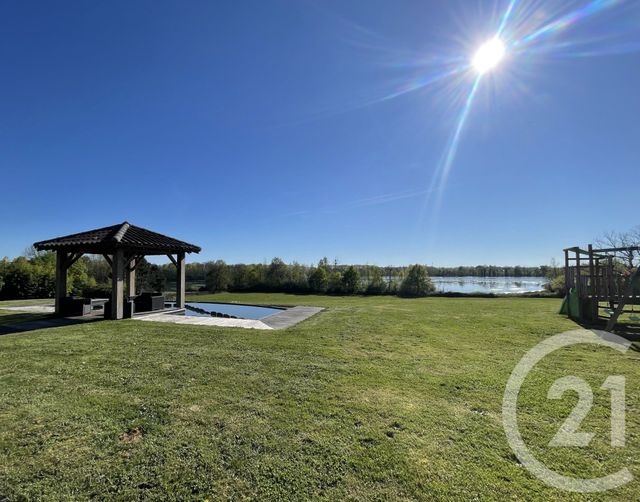 Maison &agrave; vendre - 12 pi&egrave;ces - 381 m2 - Versailleux - 01 - RHONE-ALPES