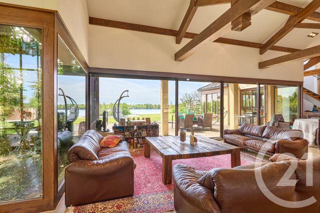 Maison &agrave; vendre - 12 pi&egrave;ces - 381 m2 - Versailleux - 01 - RHONE-ALPES