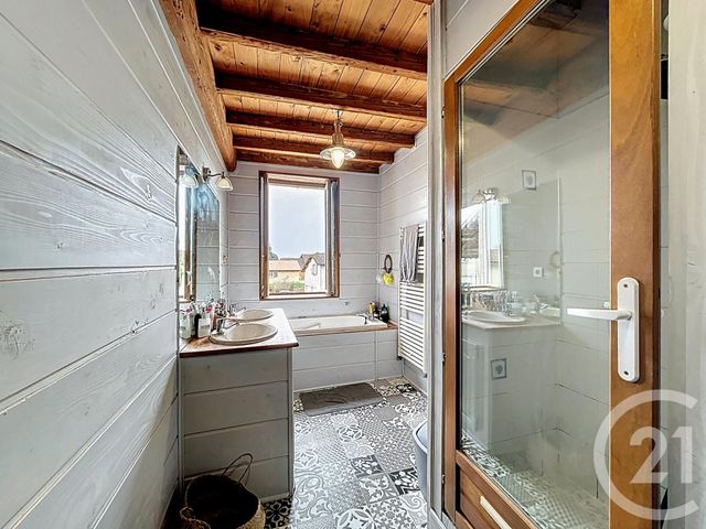 Maison &agrave; vendre - 7 pi&egrave;ces - 390 m2 - Villieu Loyes Mollon - 01 - RHONE-ALPES