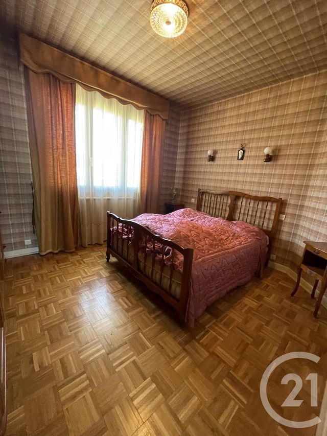 Maison à vendre - 6 pièces - 225,01 m2 - Villieu Loyes Mollon - 01 - RHONE-ALPES