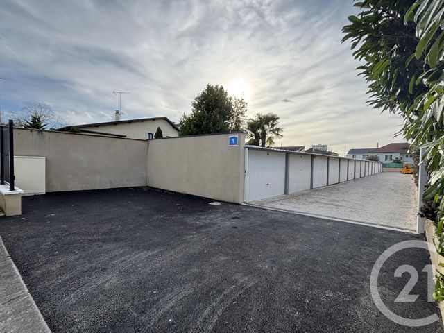 Parking à vendre PONT DE CHERUY