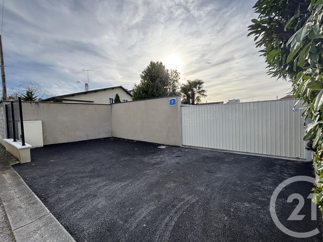 Parking &agrave; vendre - 210 m2 - Pont De Cheruy - 38 - RHONE-ALPES