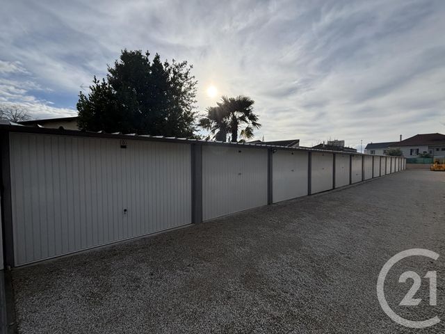 Parking &agrave; vendre - 210 m2 - Pont De Cheruy - 38 - RHONE-ALPES