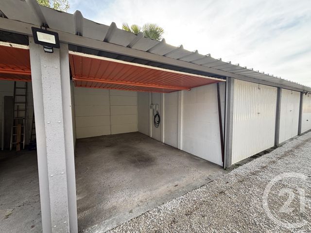 Parking &agrave; vendre - 210 m2 - Pont De Cheruy - 38 - RHONE-ALPES