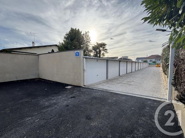 Parking &agrave; vendre - 210 m2 - Pont De Cheruy - 38 - RHONE-ALPES