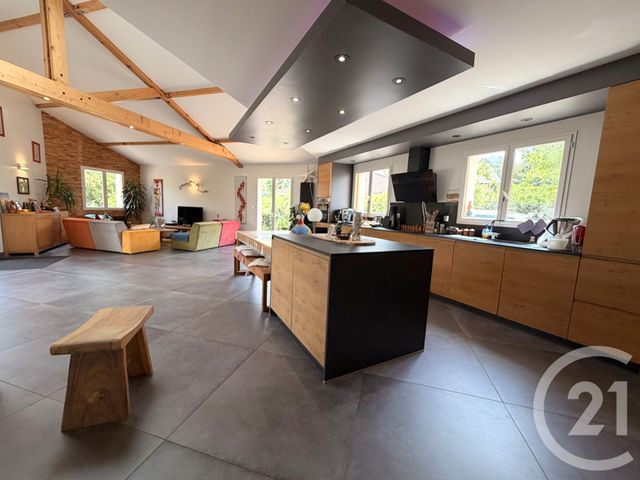 Maison &agrave; louer - 5 pi&egrave;ces - 189,96 m2 - St Jean De Niost - 01 - RHONE-ALPES