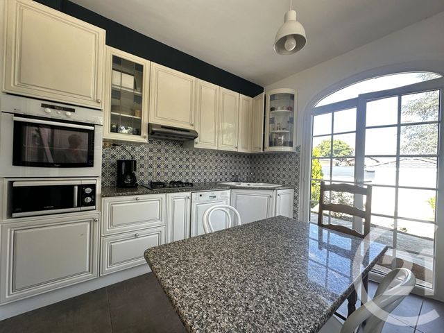 Maison &agrave; vendre - 7 pi&egrave;ces - 179,61 m2 - St Vulbas - 01 - RHONE-ALPES