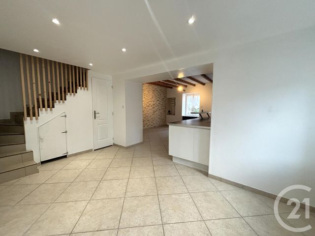 Maison &agrave; louer - 4 pi&egrave;ces - 88,31 m2 - Bourg St Christophe - 01 - RHONE-ALPES