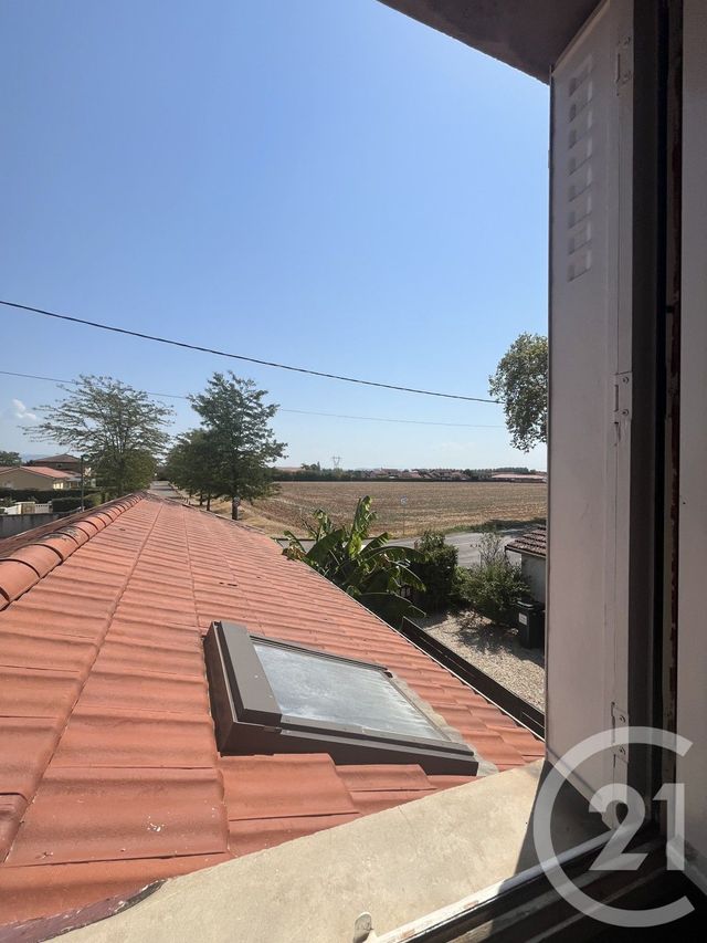 Maison &agrave; louer - 3 pi&egrave;ces - 69,60 m2 - Villieu Loyes Mollon - 01 - RHONE-ALPES