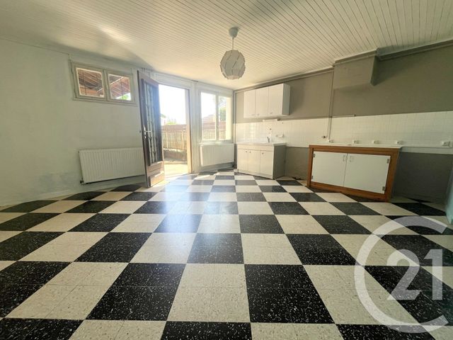 Maison &agrave; louer - 3 pi&egrave;ces - 69,60 m2 - Villieu Loyes Mollon - 01 - RHONE-ALPES